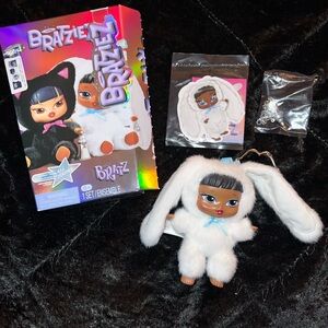 Official Bratziez Bunny Boo Sasha